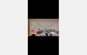 Les cigales souhaitent de Bonnes Fes 2025.26